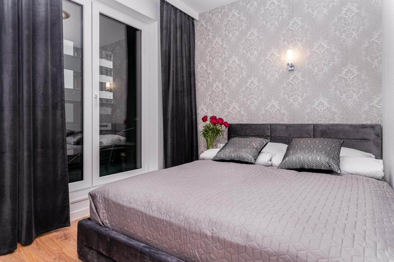 Star4You II Apartments Wrocław Extérieur photo