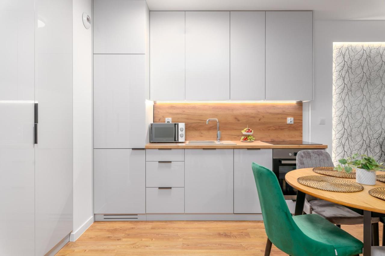Star4You II Apartments Wrocław Extérieur photo